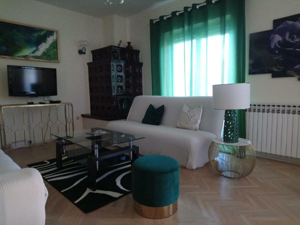 Vacation Home Viducic Dragove Esterno foto